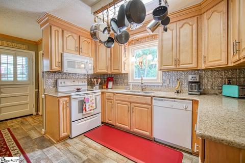 103 Frederick St, Greer, SC 29651 photo 11