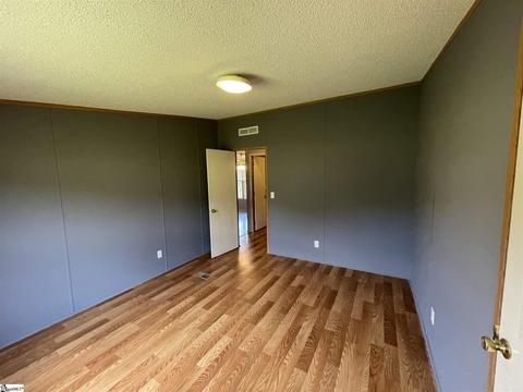 106 Crest Way, Easley, SC 29640 photo 17