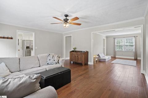 211 Hedgewood Ter, Greer, SC 29650 photo 8