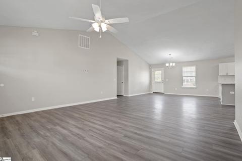 108 Lear Dr, Laurens, SC 29360 photo 6