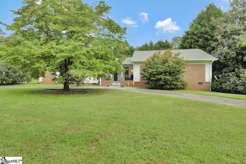 106 Buckingham Rd, Easley, SC 29640 photo 2
