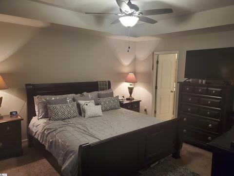 333 Crescent Cir, Duncan, SC 29334 photo 3