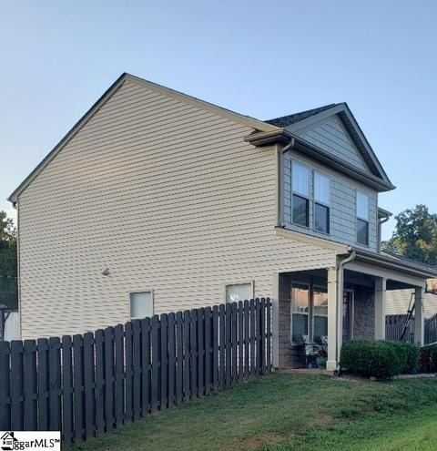 333 Crescent Cir, Duncan, SC 29334 photo 2