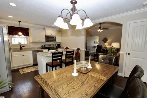 604 Thomas Edwards Ln, Greer, SC 29651 photo 5