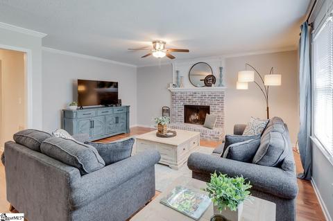 402 Mapleton Dr, Greenville, SC 29607 photo 9