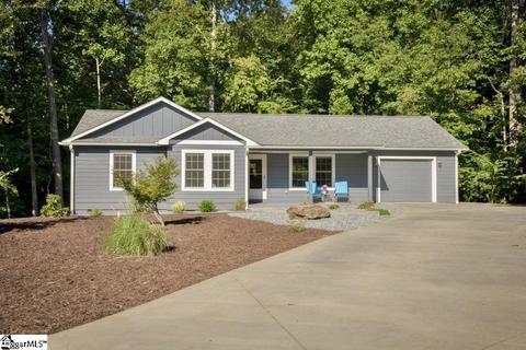 210 Case St, Columbus, NC 28722 photo 1