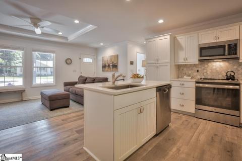 210 Case St, Columbus, NC 28722 photo 6