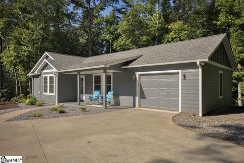 210 Case St, Columbus, NC 28722 photo 2