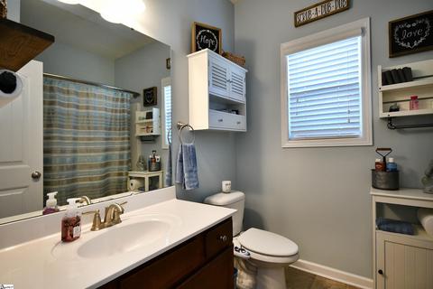 101 Berwick Ct, Easley, SC 29642 photo 8