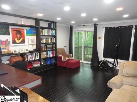 142 Tabor St, Central, SC 29630 photo 9