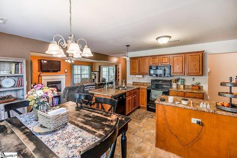 149 Maximus Dr, Greer, SC 29651 photo 11
