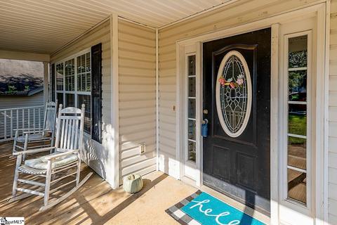 149 Maximus Dr, Greer, SC 29651 photo 2