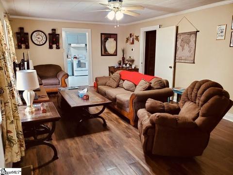403 Saluda St, Honea Path, SC 29654 photo 5