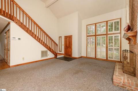 8 Woodway Dr, Greer, SC 29651 photo 5