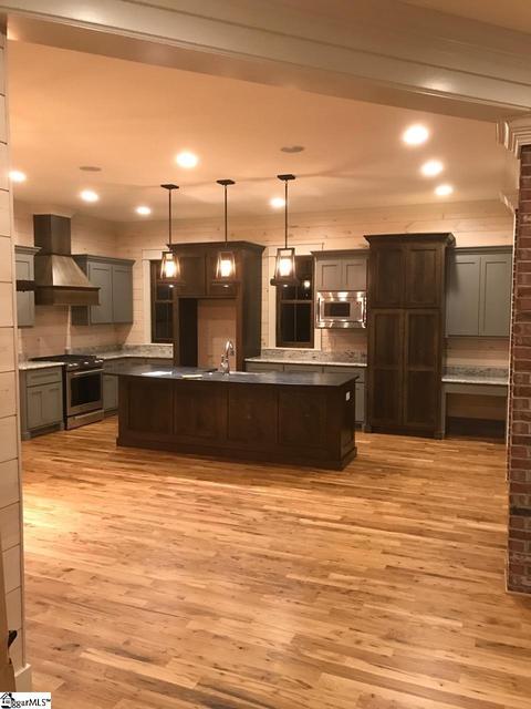 511 Mountain View Rd, Williamston, SC 29697 photo 6
