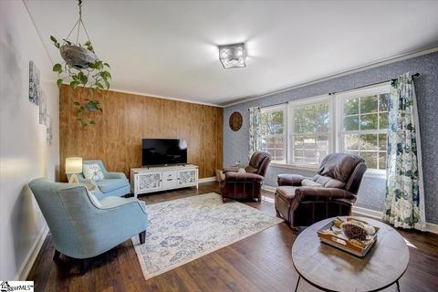 33 Rollingreen Rd, Greer, SC 29651 photo 7
