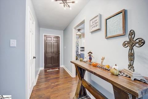 33 Rollingreen Rd, Greer, SC 29651 photo 6