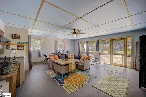 33 Rollingreen Rd, Greer, SC 29651 photo 24