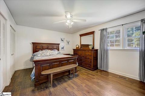 33 Rollingreen Rd, Greer, SC 29651 photo 16