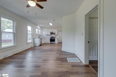115 Ellison Cir, Easley, SC 29640 photo 5