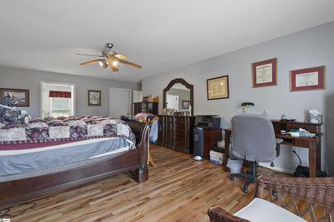 196 Cawthon Dr, Seneca, SC 29678 photo 5