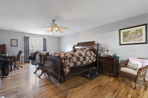 196 Cawthon Dr, Seneca, SC 29678 photo 4