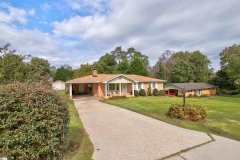 105 Nancy Dr, Easley, SC 29642 photo 4