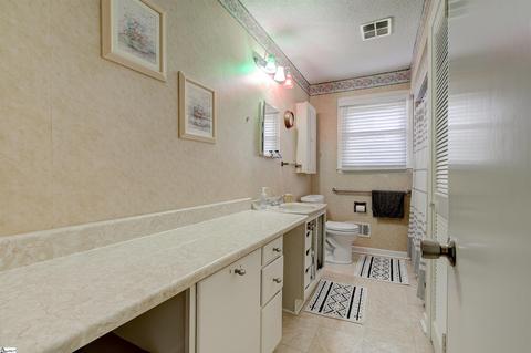 105 Nancy Dr, Easley, SC 29642 photo 19