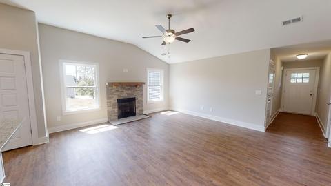 321 Elljean Rd, Easley, SC 29640 photo 2