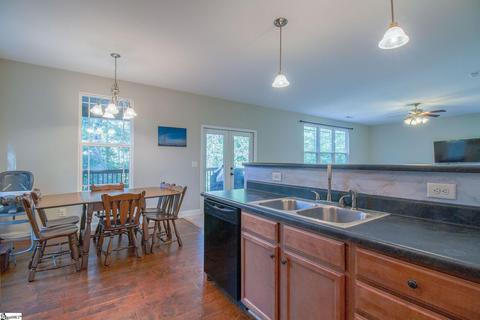 124 Cascade Dr, Greer, SC 29651 photo 11