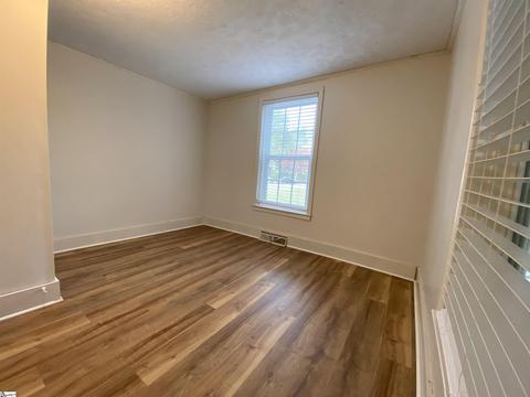 501 S 2nd St, Easley, SC 29640 photo 12