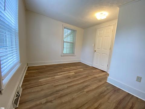 501 S 2nd St, Easley, SC 29640 photo 13