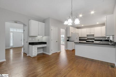 11 Jade Tree Ct, Greer, SC 29650 photo 4