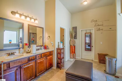 203 Ermon Ct, Greer, SC 29651 photo 20