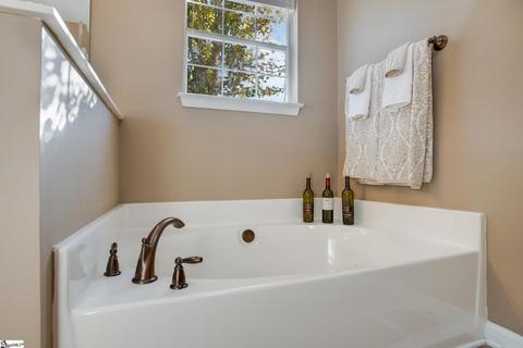 200 Cornelson Dr, Greer, SC 29651 photo 23