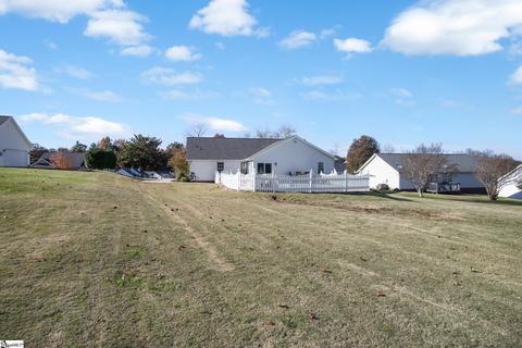 200 Cornelson Dr, Greer, SC 29651 photo 5