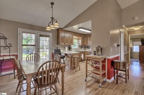 121 Rochester Rd, Easley, SC 29640 photo 13