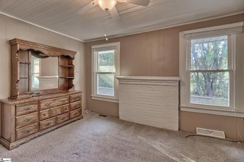 302 E Fairview Ave, Greer, SC 29651 photo 10