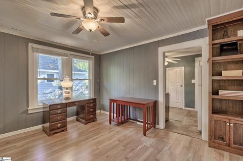 302 E Fairview Ave, Greer, SC 29651 photo 5