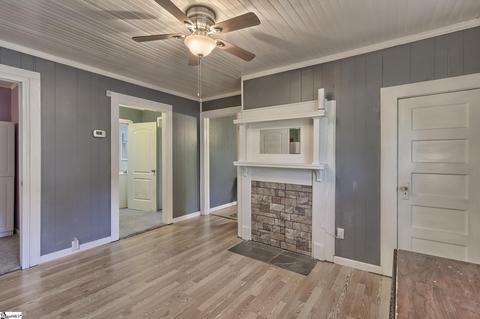 302 E Fairview Ave, Greer, SC 29651 photo 4