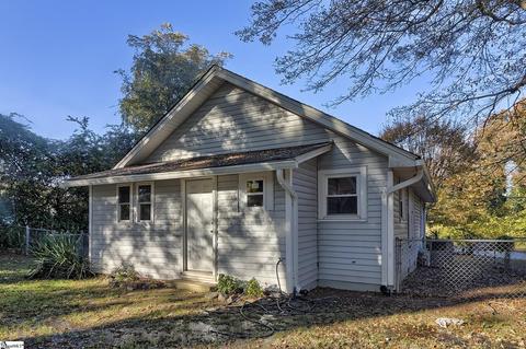 302 E Fairview Ave, Greer, SC 29651 photo 16