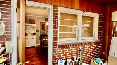 806 E Ferguson St, Clinton, SC 29325 photo 13