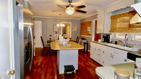 806 E Ferguson St, Clinton, SC 29325 photo 11