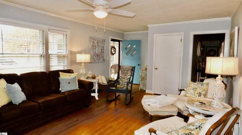 806 E Ferguson St, Clinton, SC 29325 photo 9