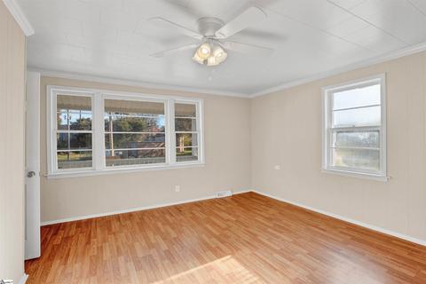 19 Adger St, Pelzer, SC 29669 photo 9