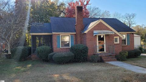 105 N Maple St, Mccormick, SC 29835 photo 1