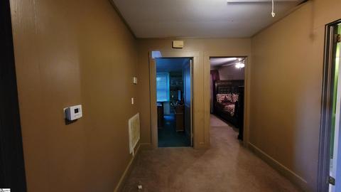105 N Maple St, Mccormick, SC 29835 photo 8
