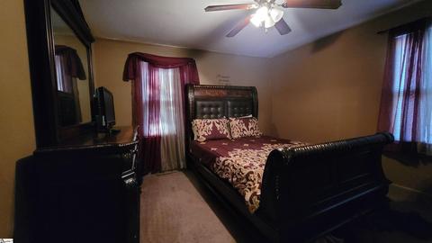 105 N Maple St, Mccormick, SC 29835 photo 9