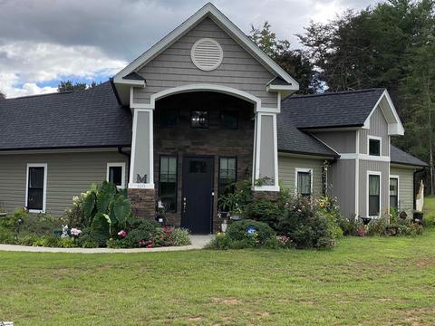 100 Pineview Dr, Easley, SC 29642 photo 1