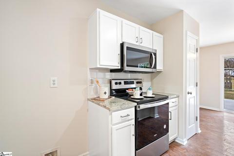 402 Hampton Ridge Dr, Greer, SC 29651 photo 15